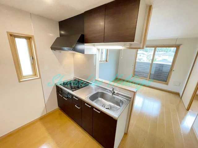 横浜市戸塚区上倉田町のアパートのキッチン