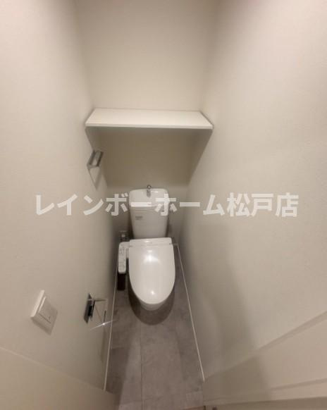 【仲介手数料：50％OFF】対象物件！のトイレ|落ち着いた色調のトイレです