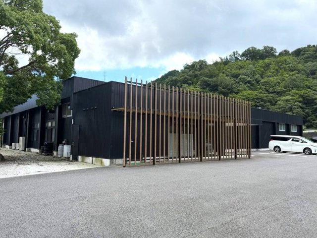 伊東市荻　店舗や工場に最適な大型物件