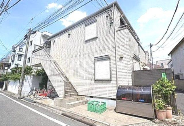 アン・ファミーユ目白のエントランス