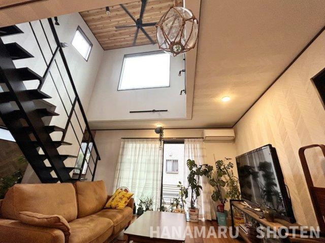 中古　若葉区金親町戸建の居間・リビング|＊当日ご案内可＊ご希望の物件まとめてご案内！
