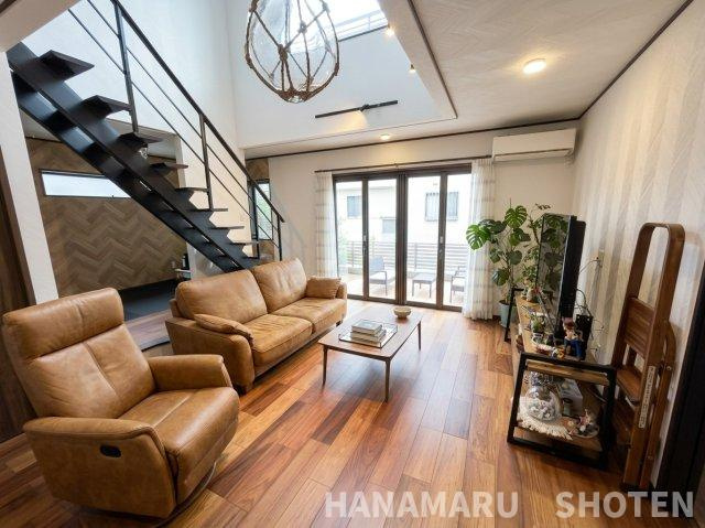 中古　若葉区金親町戸建の居間・リビング|＊当日ご案内可＊ご希望の物件まとめてご案内！