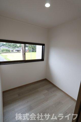 【洋室】 | 土師4LDKりのべ