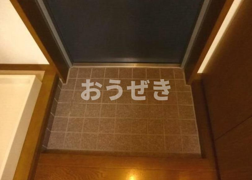 アルカディア・Ⅱの玄関