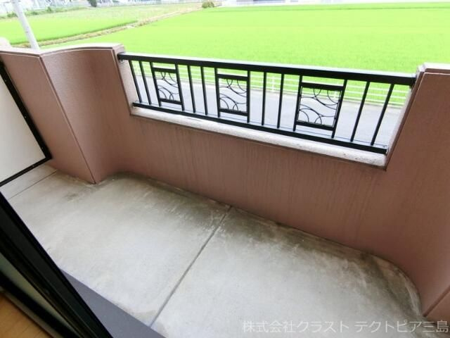 ハイブリッジのバルコニー