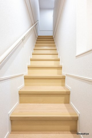 ミニョン　フロル　Ａの玄関