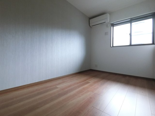 ミリアビタ稲毛東の洋室