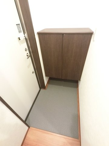 ミリアビタ稲毛東の玄関
