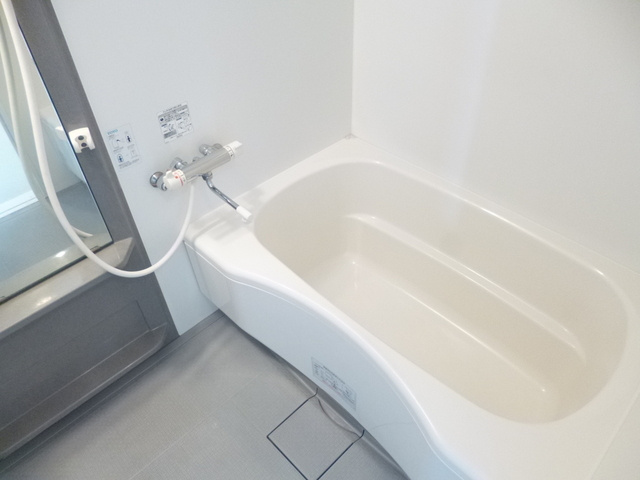 アゼリアヒルハイツの浴室|清潔感のあるトイレです！