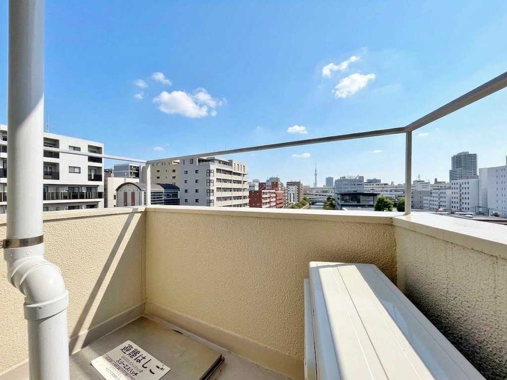 コートシティ木場（7階部分）／仲介手数料無料／新規フルリノベーションのバルコニー