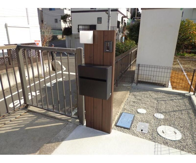 【エントランス】 | 南つくし野2丁目戸建B棟