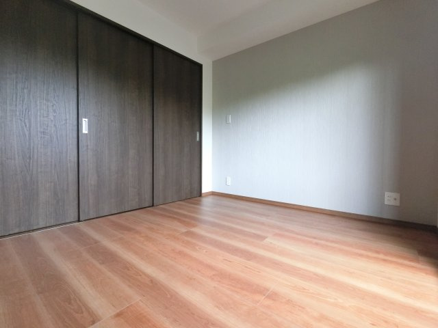 ミリアビタ稲毛東の洋室