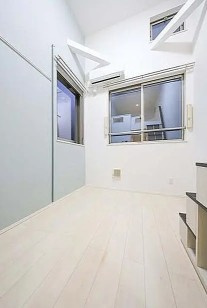ハーモニーテラス日ノ出町の居間・リビング