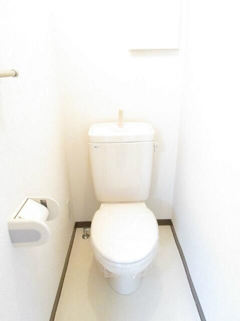 ハイブリッジのトイレ