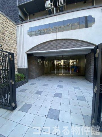 グレンパーク兵庫駅前のエントランス