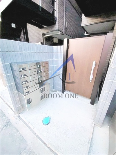 GL toneri のエントランス|エントランスです。