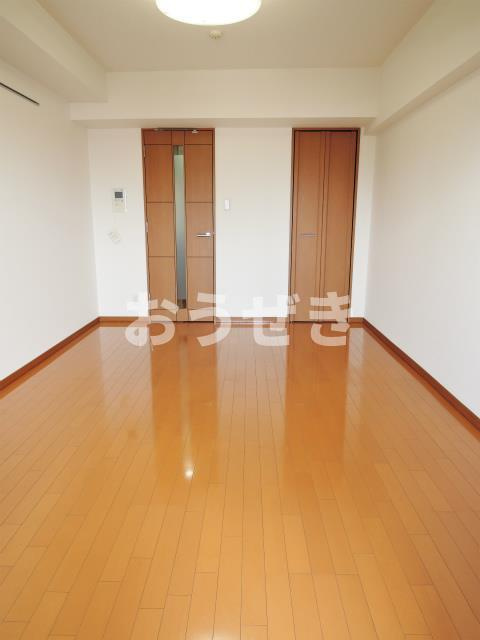 エクセル東神奈川の居間・リビング