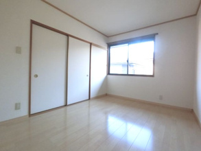 【寝室】