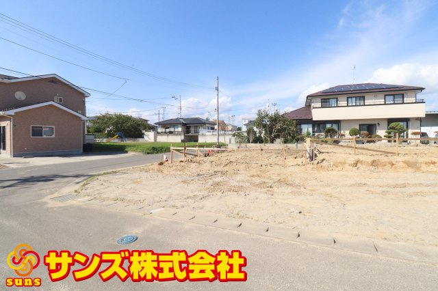 郡山市富田西６丁目　　　１号棟　　富田小学校、富田中学区の外観|南東側から見た外観♪