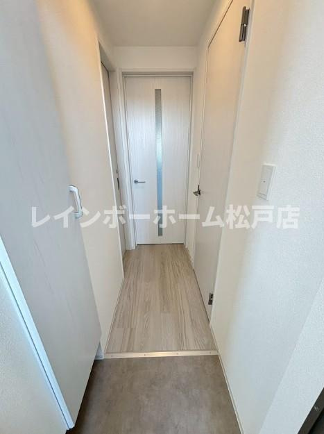 ジーメゾン柏松葉町キーファの玄関|※同施工参考写真