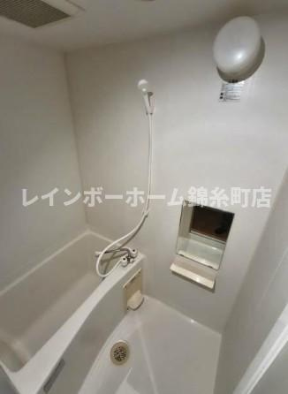 ドルフⅢの浴室