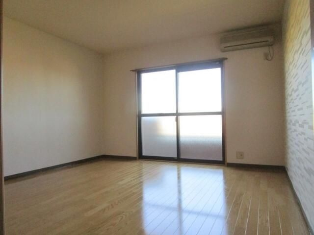 ハイブリッジの内装