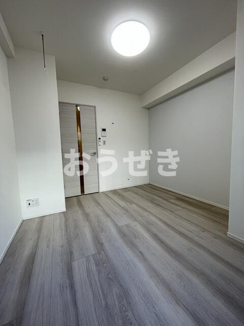 ＳＨＯＫＥＮ　Ｒｅｓｉｄｅｎｃｅ横浜伊勢佐木町の居間・リビング