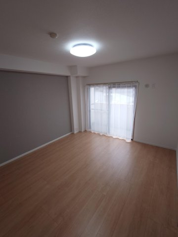 福岡市東区和白丘２丁目の中古マンションの洋室