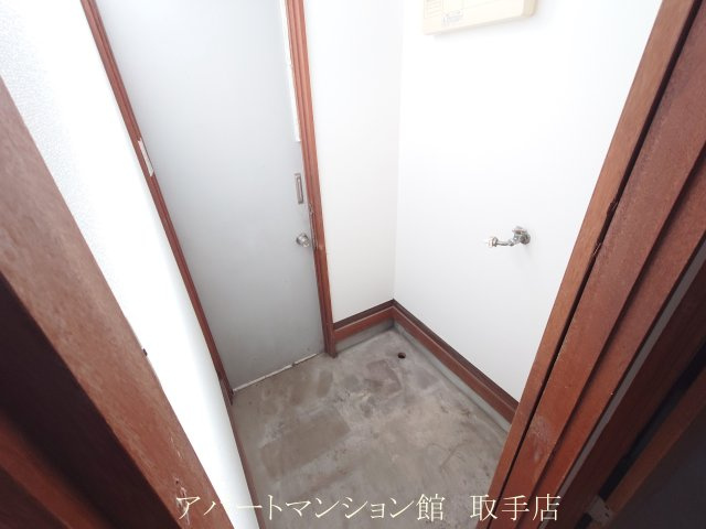 利根町布川戸建の洗面所