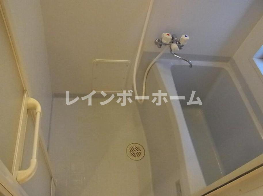 【仲介手数料：50％OFF】対象物件！の浴室|落ち着いた空間のお風呂です