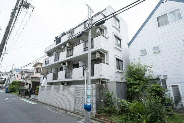 ＡＰ４１６　ハイタウン高島町の外観