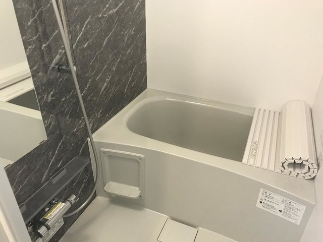 カーサ　プラーヴァの浴室