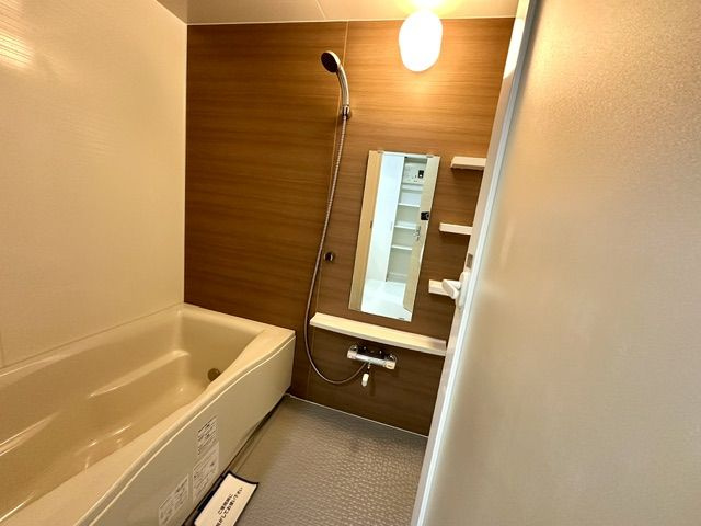 プライムメゾンセントラルパークの浴室