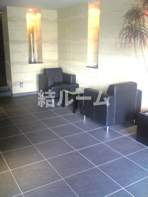 練馬区谷原１丁目の賃貸マンションのロビー