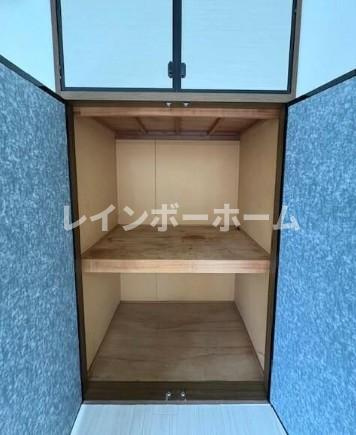 ジュネパレス流山の収納|こまごまとしたものを収納できそうですね