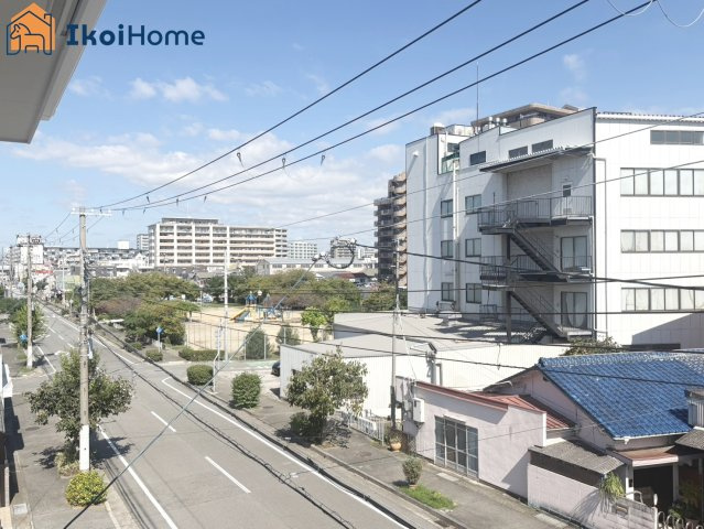 明石市船上町　全1棟　新築戸建の浴室|◆同仕様写真◆足を伸ばしてご入浴いただけるゆったりとした浴槽です。ベンチタイプで半身浴も可能です。