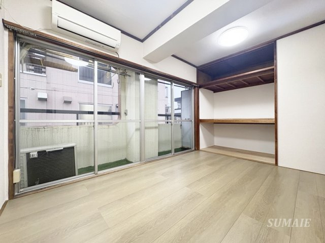 横山マンションの居間・リビング|洋室です☆