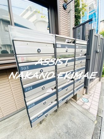 山の手六番館のロビー