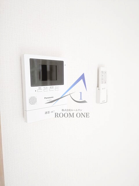 ロワール北方Ⅲのセキュリティ|モニター付きインターホンです。
