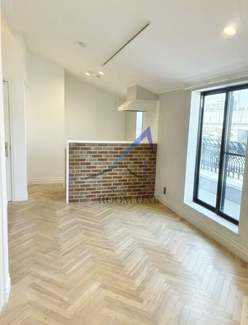ｔｗ．ｒａｉｎｂｏｗ　Ｉｓの居間・リビング|洋室のお部屋です。