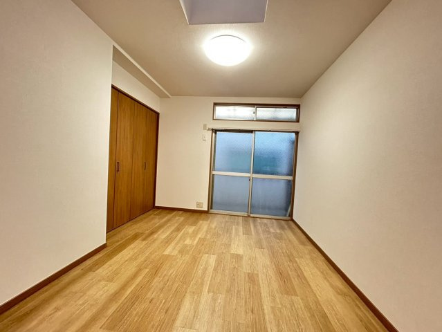 【洋室】