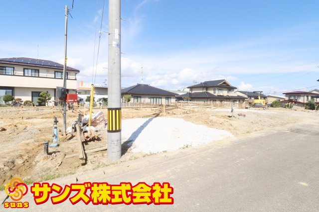 郡山市富田西６丁目　　　3号棟　　富田小学校、富田中学区の外観|南西側から見た外観♪