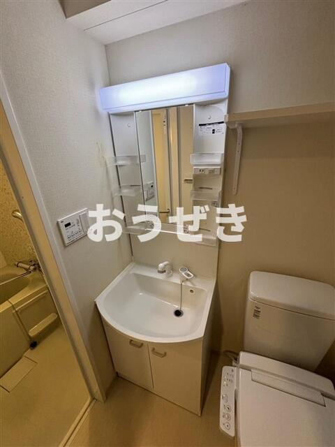 スクエアシティ横濱山手の洗面所| 
※同仕様参考写真