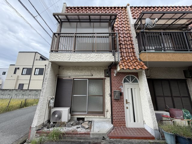 南武庫之荘3丁目テラスハウスの外観