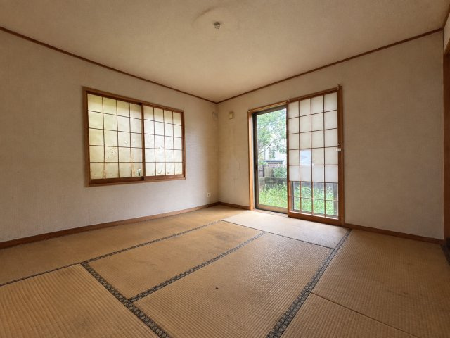 野田市上花輪　中古戸建　平成20年築の駐車場
