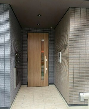 ＬＵＯＮＴＯ　ＨＩＬＬＳのエントランス