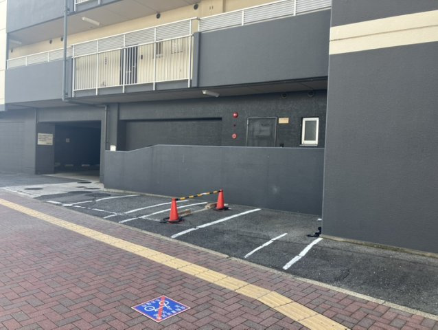 第6協和ビルの駐車場