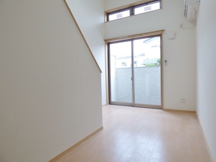 川口市前川３丁目のアパートのその他