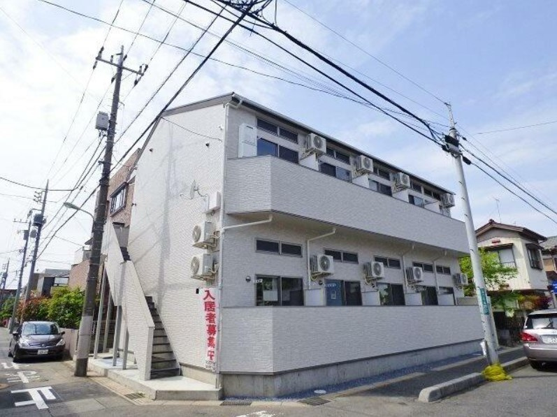 川口市前川３丁目のアパートの外観