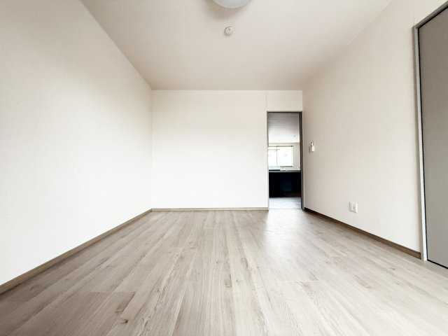 フジ・マンションの内装